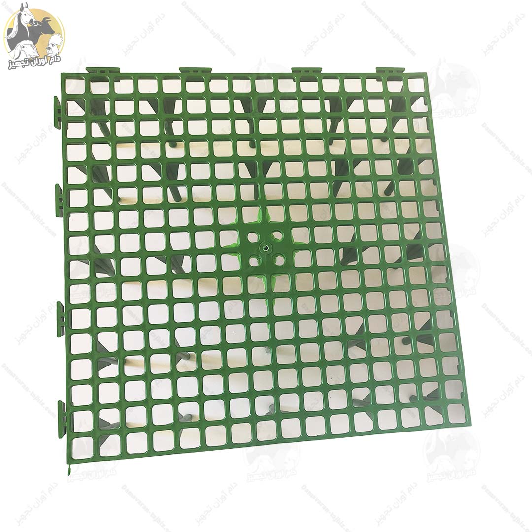 اسلت پایه‌دار مرغداری